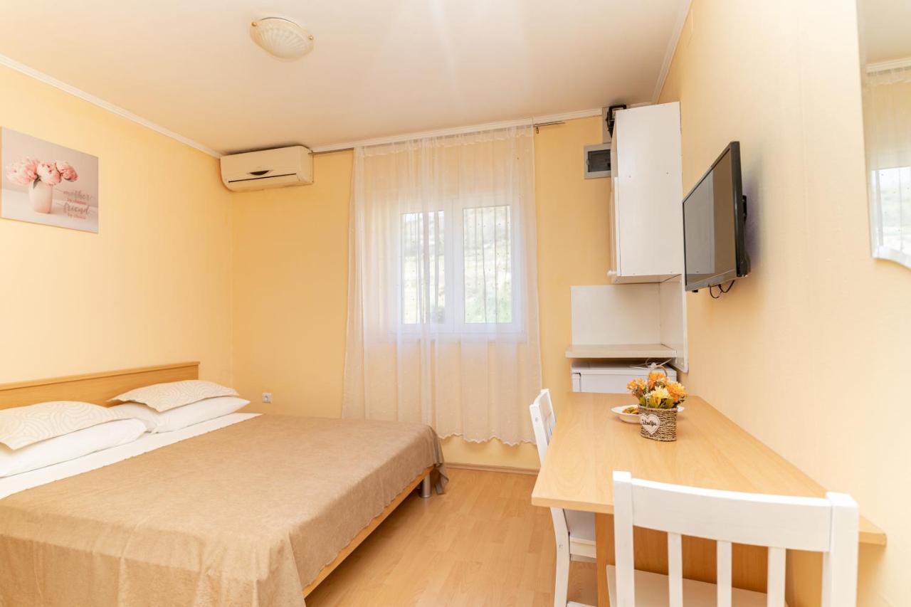 Benic Apartments Млини Экстерьер фото